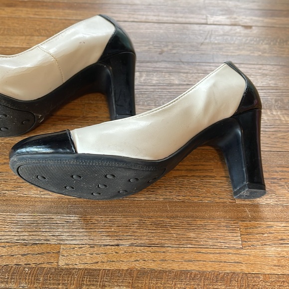 LIFESTRIDE VINTAGE PUMPS 6 - Picture 4 of 7